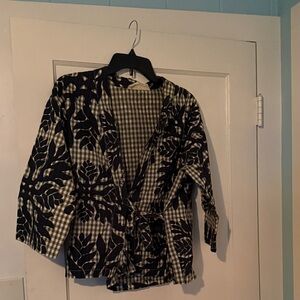 Manuhealii Black and White Kimono Style jacket/top